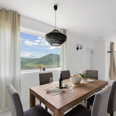 Majestic Eye Villa Motovun