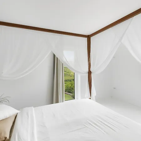 Majestic Eye 别墅 *