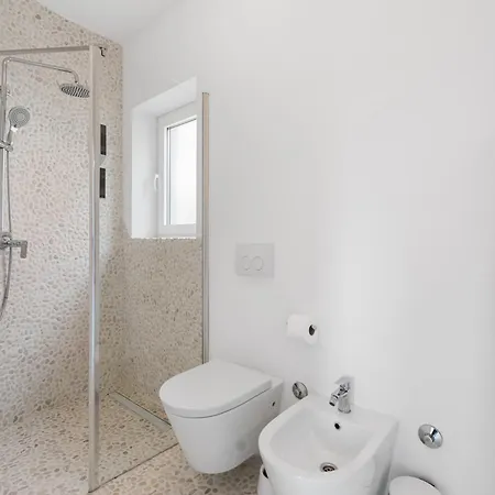 别墅 Majestic Eye *